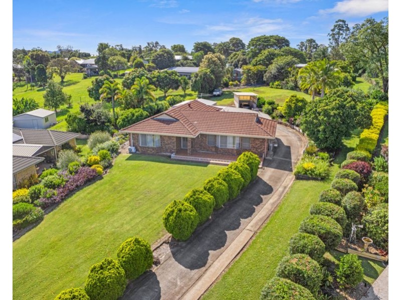 19 Coventry Court, Southside QLD 4570