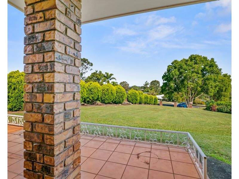 19 Coventry Court, Southside QLD 4570