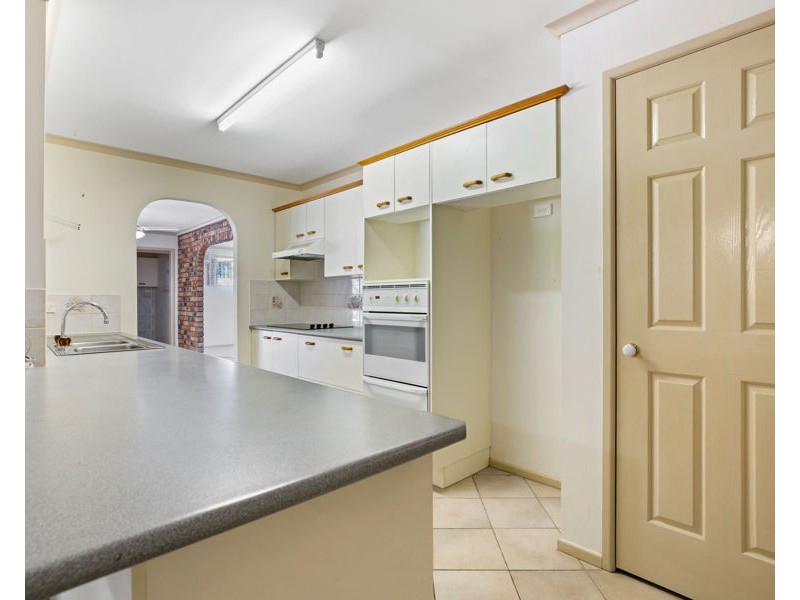 19 Coventry Court, Southside QLD 4570