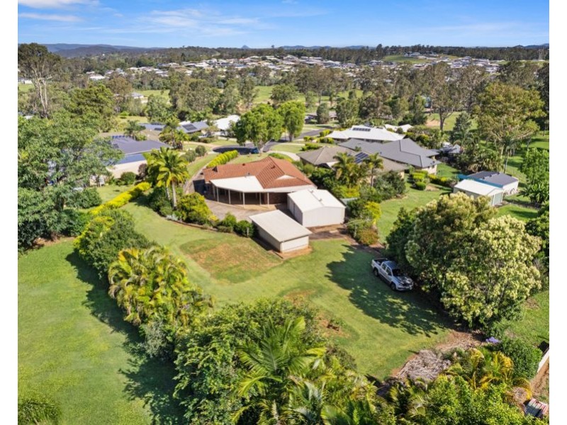 19 Coventry Court, Southside QLD 4570