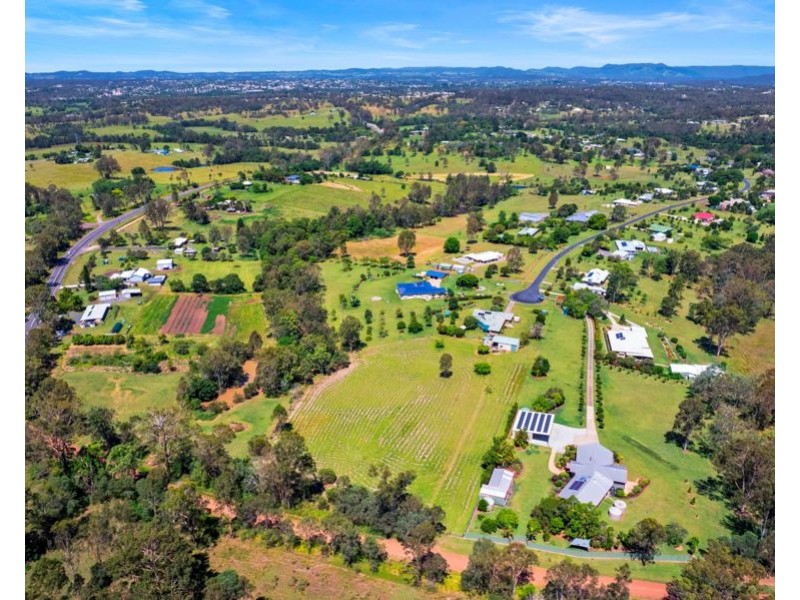 162 Silky Oak Drive, Nahrunda QLD 4570