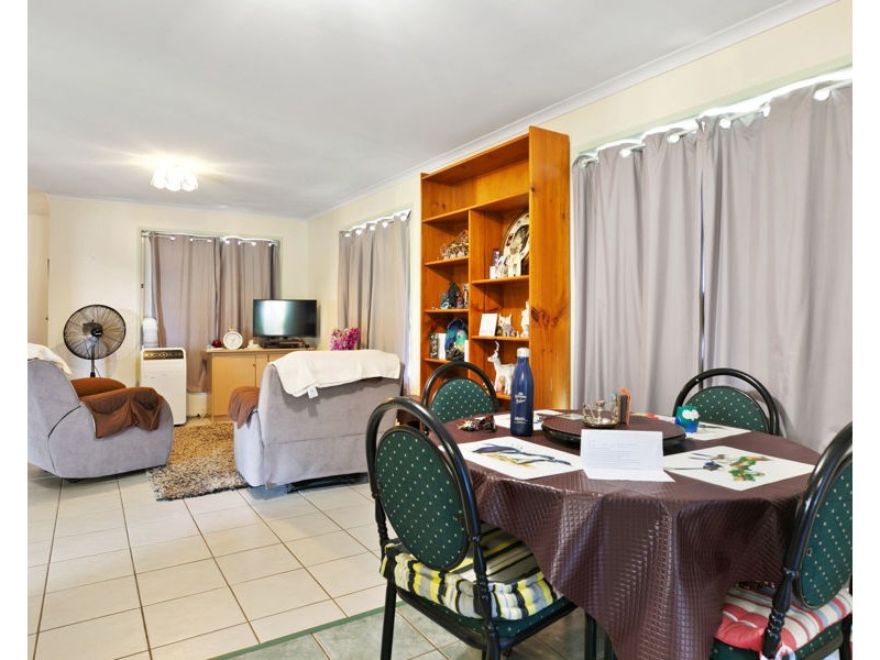 5 Westphal Court, Southside QLD 4570