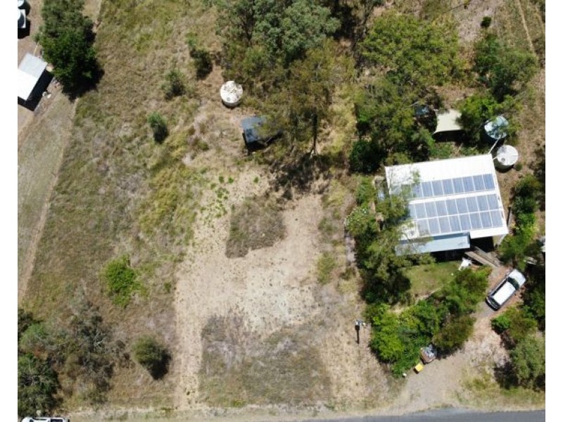 8 Mayne Street, Goomeri QLD 4601