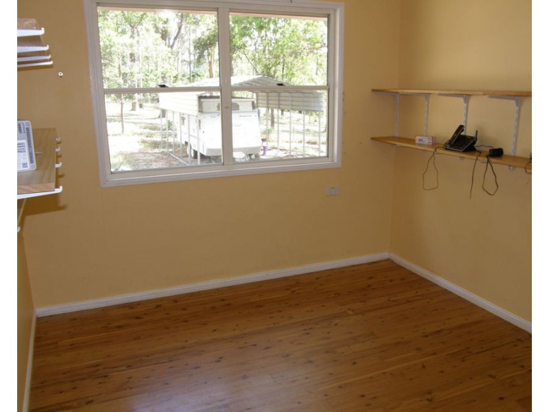 47 Andrew Road, Glenwood QLD 4570