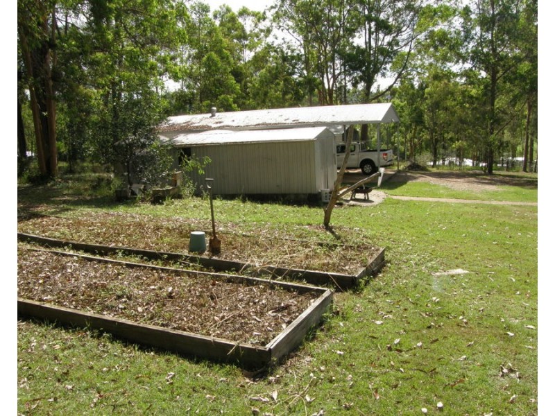 47 Andrew Road, Glenwood QLD 4570