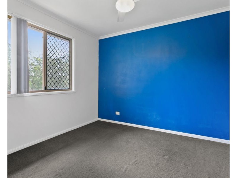 8 McMahon Road, Monkland QLD 4570