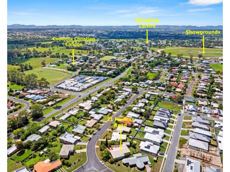 21 Furness Road, Southside QLD 4570