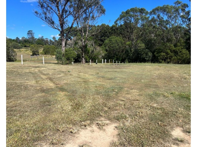 114 Jubilee Road, Carters Ridge QLD 4563