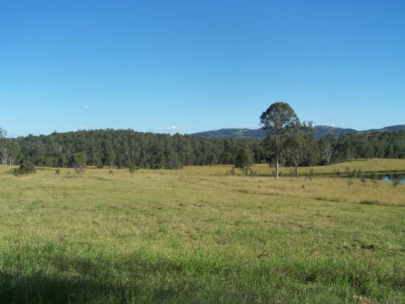 Glenwood QLD 4570