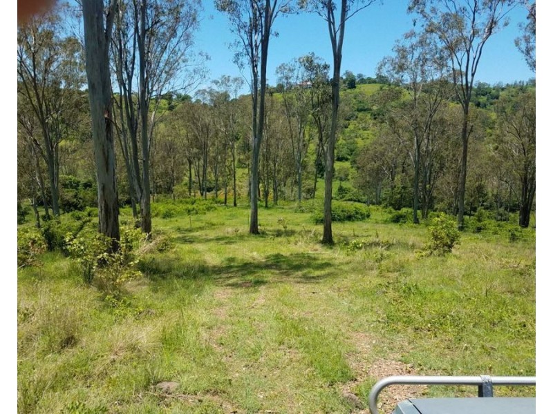 88 Highbury Lane, Chatsworth QLD 4570