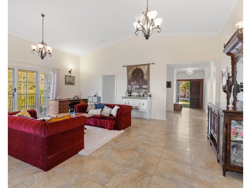 148 Irvine Road, Chatsworth QLD 4570