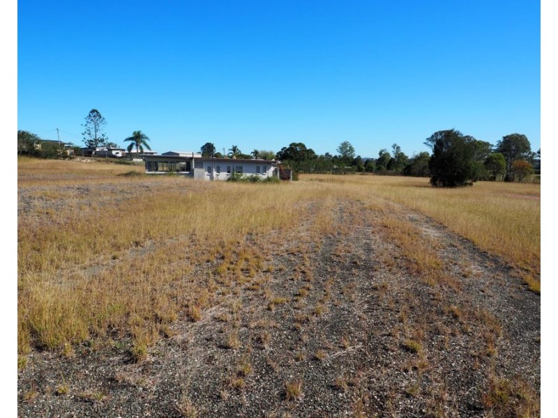 40 Noosa Road, Monkland QLD 4570