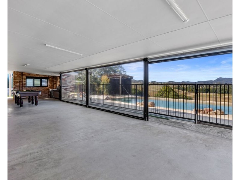 18 Wacal Road, Mothar Mountain QLD 4570