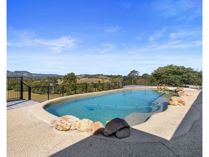 18 Wacal Road, Mothar Mountain QLD 4570