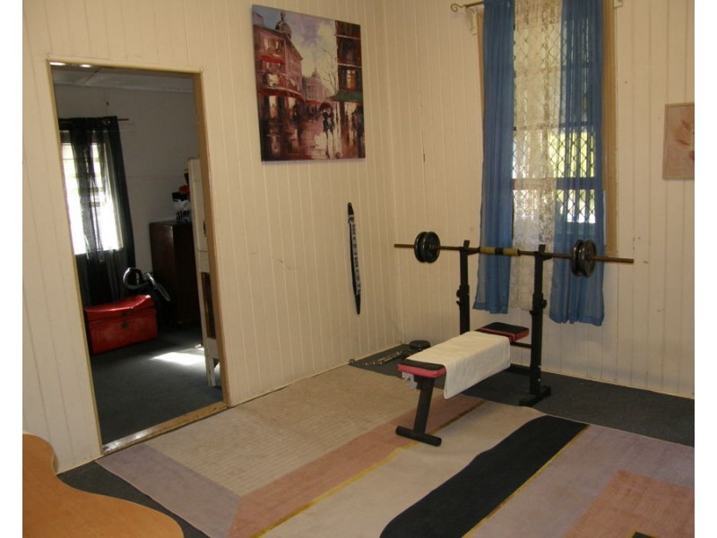 44 Barnes Street, Goomeri QLD 4601