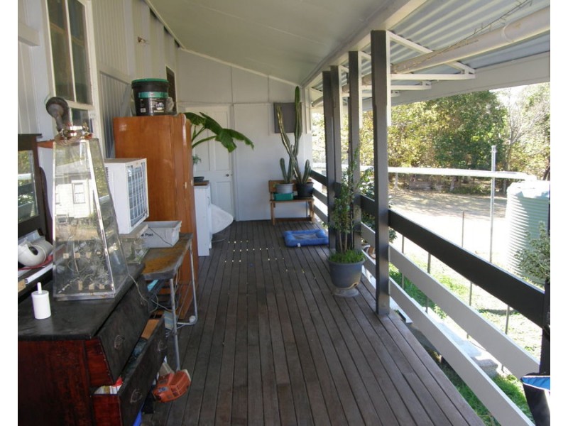 44 Barnes Street, Goomeri QLD 4601