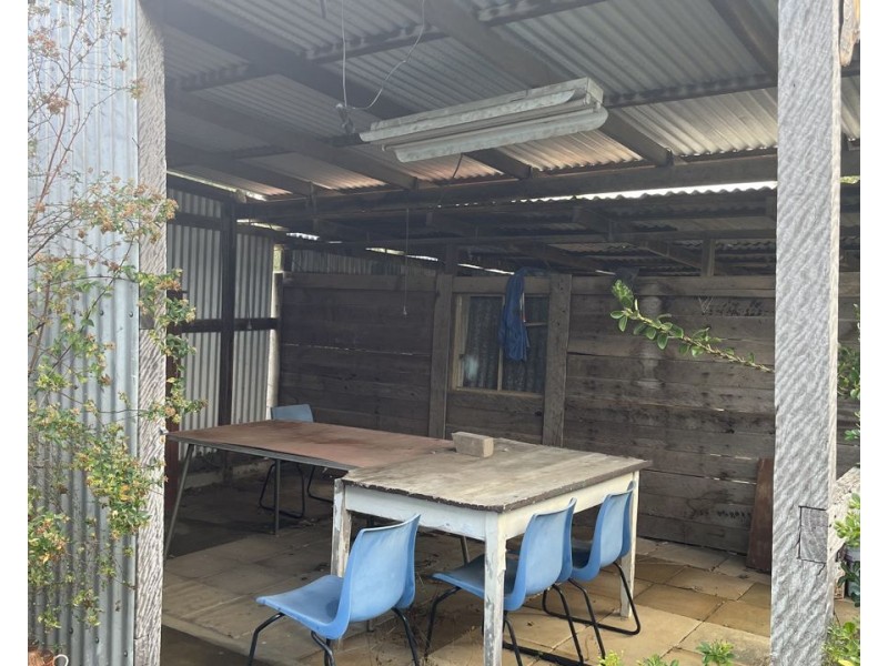 12 Taylor Street East, Murgon QLD 4605