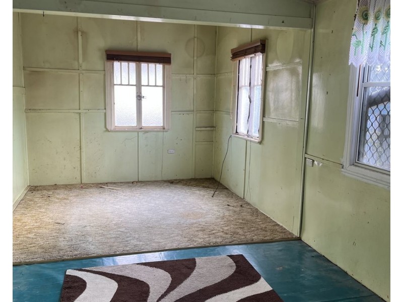 12 Taylor Street East, Murgon QLD 4605