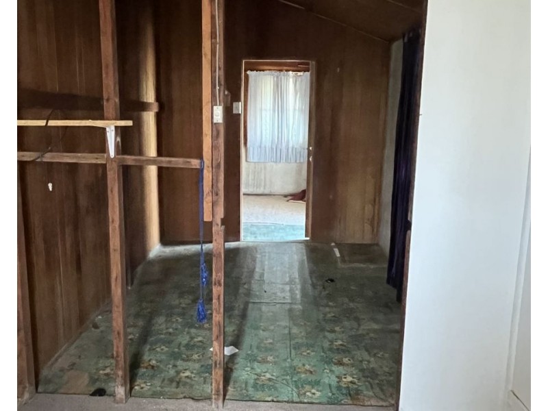 12 Taylor Street East, Murgon QLD 4605