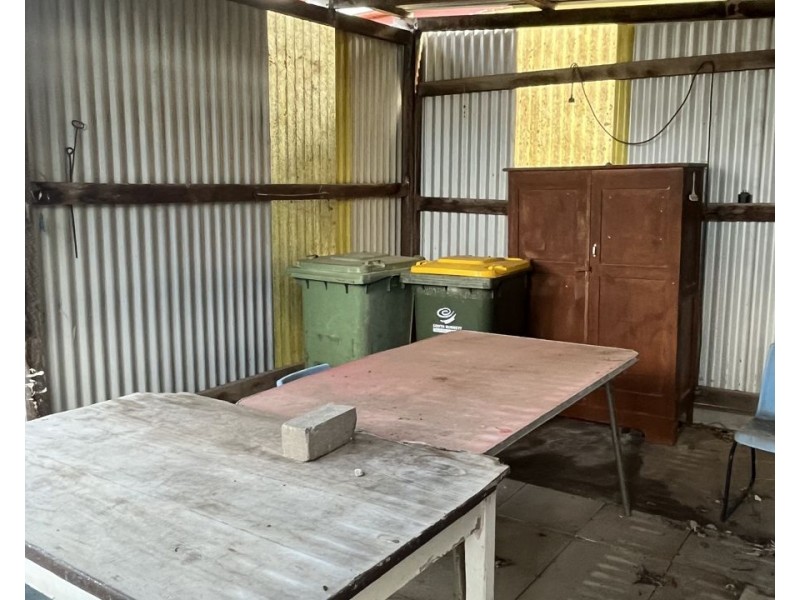 12 Taylor Street East, Murgon QLD 4605