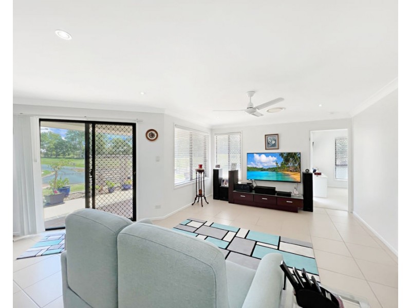 3 Bowlers Drive, Southside QLD 4570