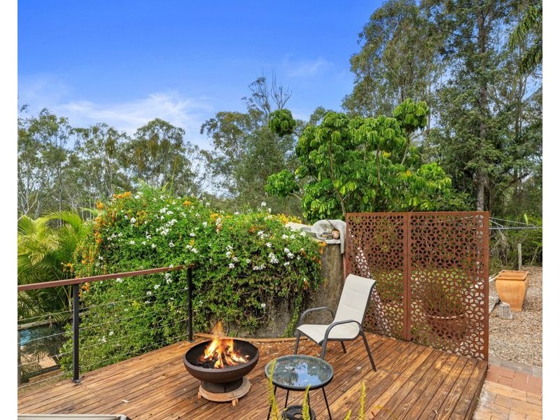 123 Lawson Road, Jones Hill QLD 4570