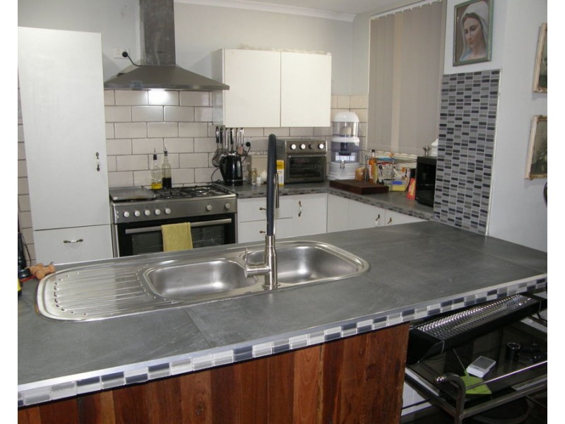 10 Leddy Court, Moffatdale QLD 4605