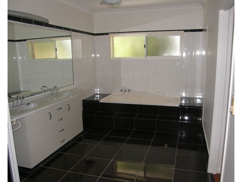 212 Stottenville Road, Bauple QLD 4650