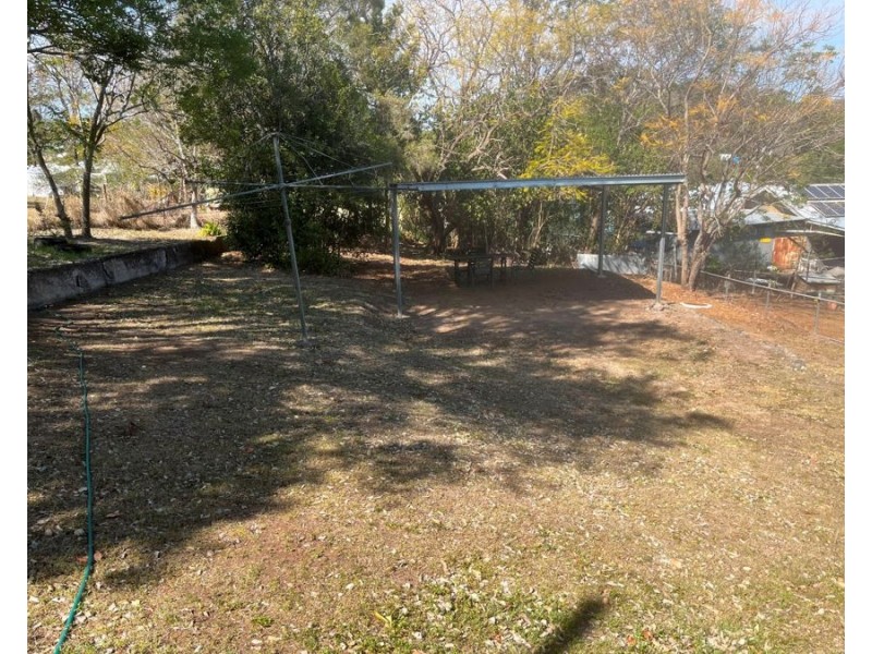 1 Hodge Street, Goomeri QLD 4601