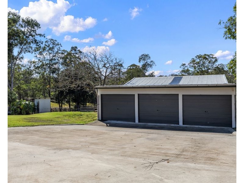 102 Fisher Road, Araluen QLD 4570