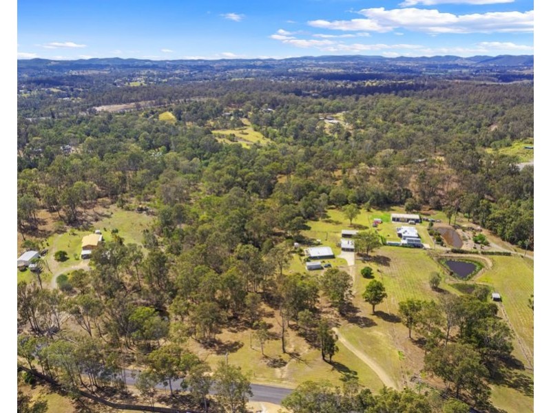 102 Fisher Road, Araluen QLD 4570
