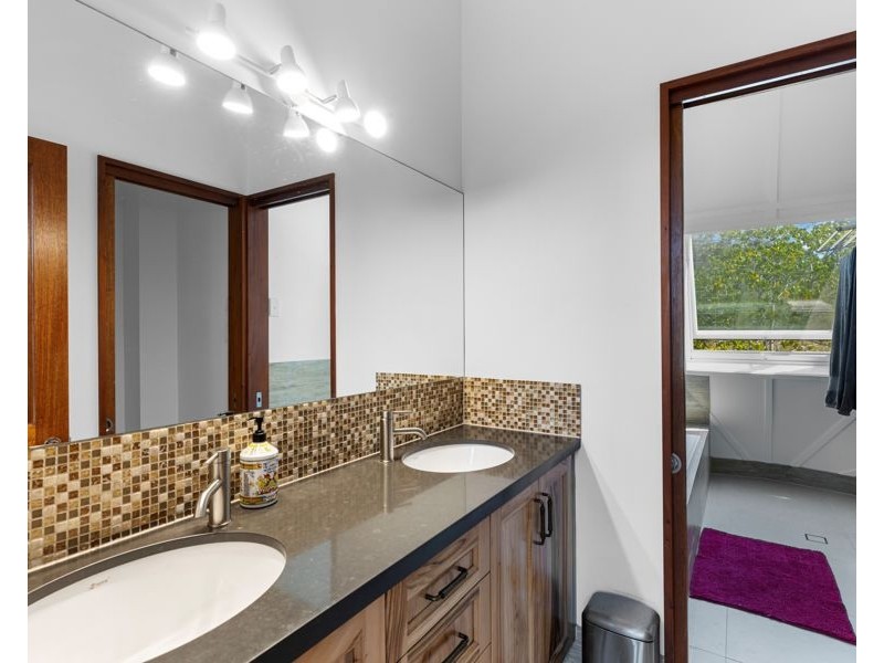 245 Gympie Kin Kin Road, Kin Kin QLD 4571