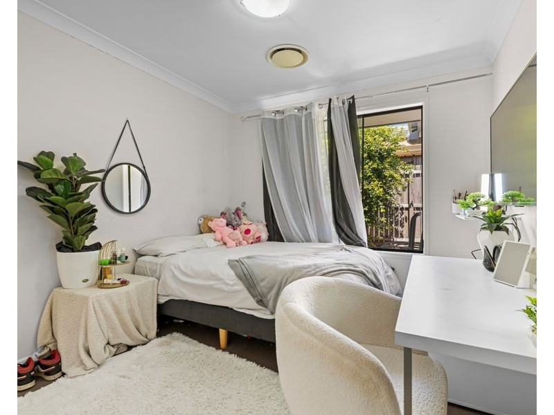 5 Parkview Close, Southside QLD 4570