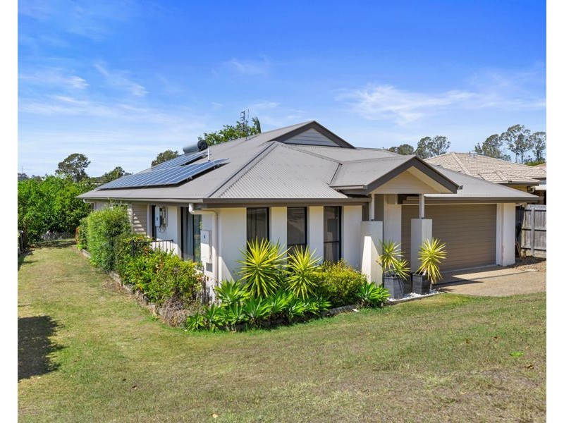 5 Parkview Close, Southside QLD 4570