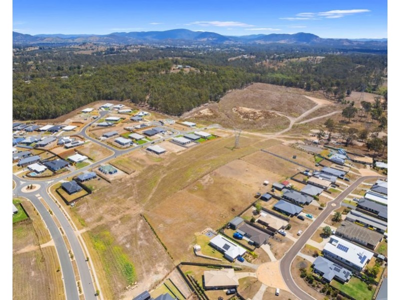 24 Imperial Rise, Jones Hill QLD 4570