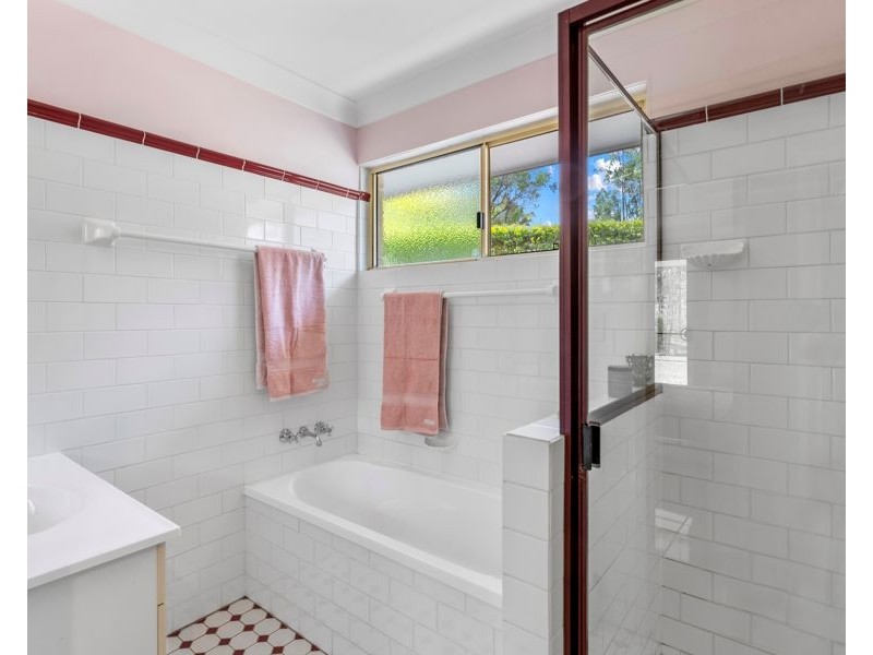 2 Abbott Road, Glenwood QLD 4570