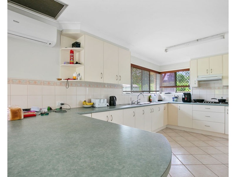 17 Lockhart Road, Victory Heights QLD 4570