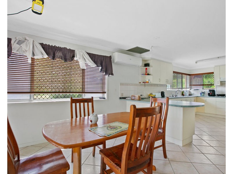 17 Lockhart Road, Victory Heights QLD 4570