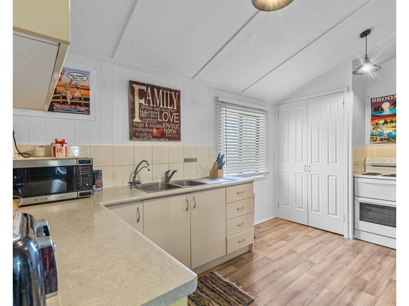 8 Laird Street, Goomeri QLD 4601