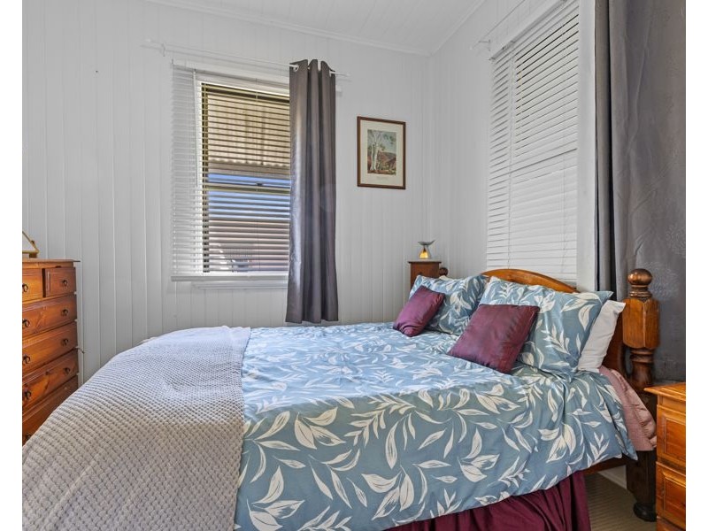 8 Laird Street, Goomeri QLD 4601