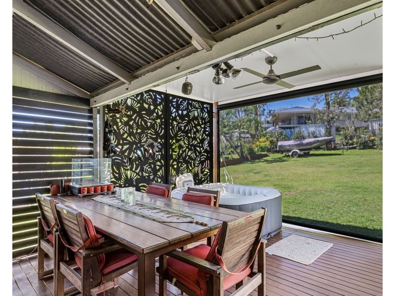 8 Laird Street, Goomeri QLD 4601