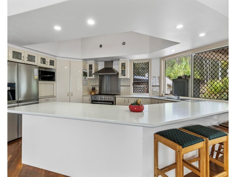 70 Smedley Drive, Pomona QLD 4568