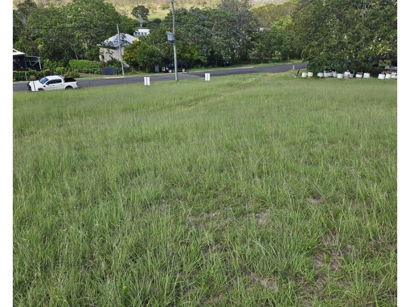 52 Laird Street, Goomeri QLD 4601