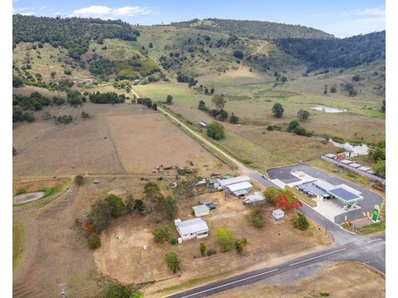 7 Domans Road, Kanigan QLD 4570