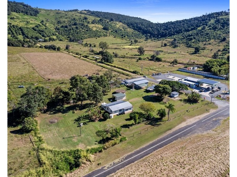 7 Domans Road, Kanigan QLD 4570