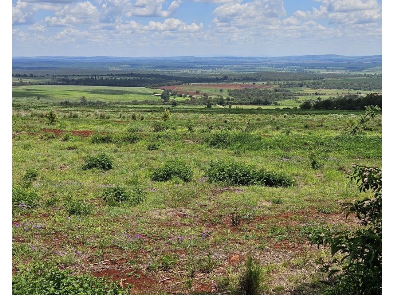 308 Bellottis Road, Tablelands QLD 4605