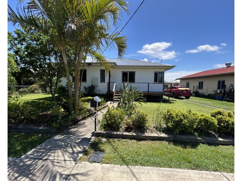 2 Alenola Street, Gympie QLD 4570