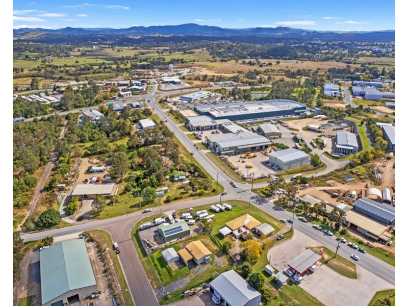 1 Railway Court, Glanmire QLD 4570