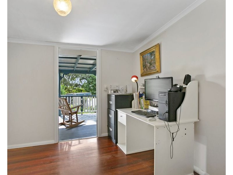 288 Mc Intosh Creek Road, Jones Hill QLD 4570