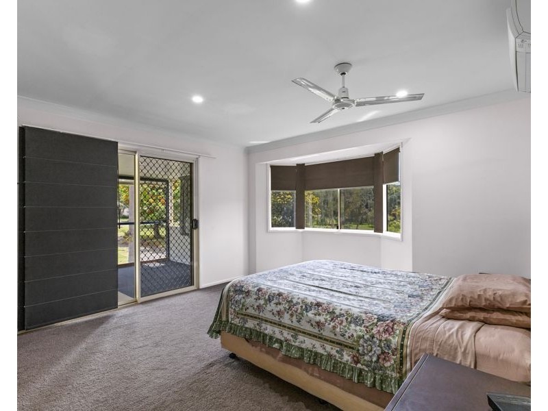 16 Smedley Drive, Pomona QLD 4568